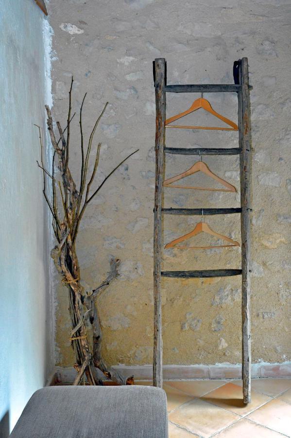 Malia - Chambres D'Hotes & Gite Barret-de-Lioure Εξωτερικό φωτογραφία