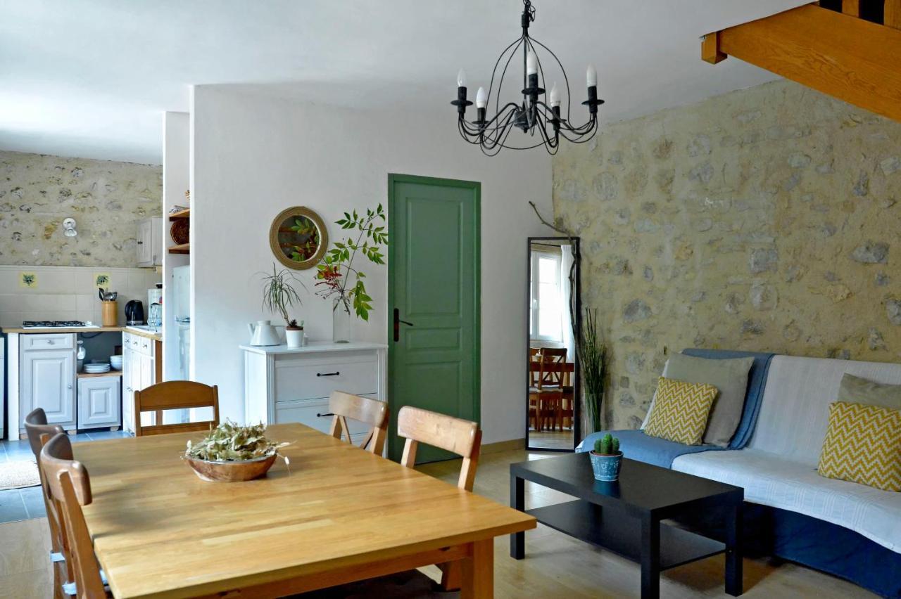 Malia - Chambres D'Hotes & Gite Barret-de-Lioure Εξωτερικό φωτογραφία